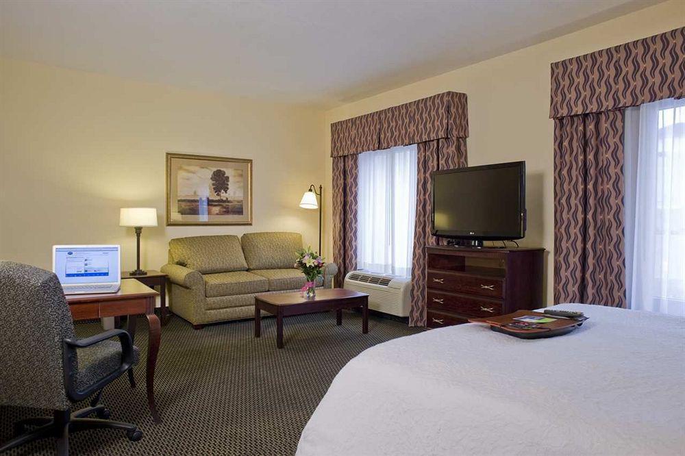 Hampton Inn&Suites Nashville-Smyrna Værelse billede