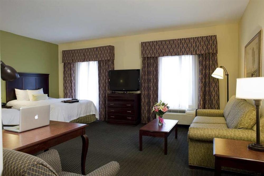 Hampton Inn&Suites Nashville-Smyrna Værelse billede